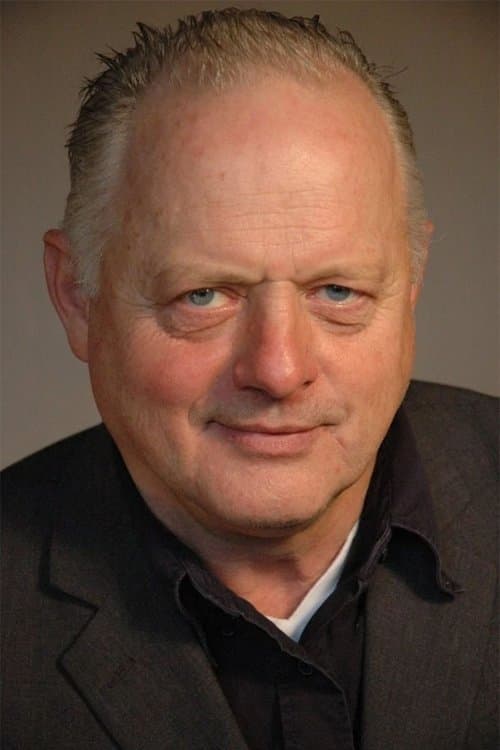 Robert Pugh profile photo