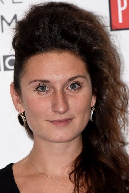 Bessie Carter profile photo