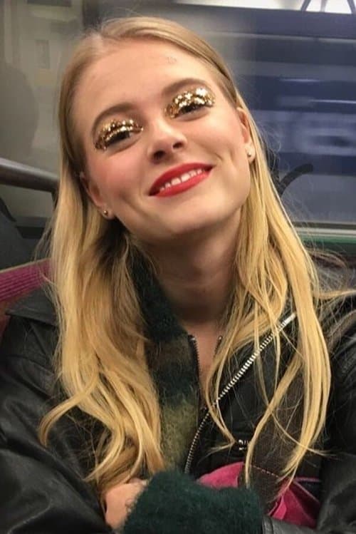 Eva Niewdanski profile photo