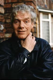 Geoffrey Hinsliff profile photo