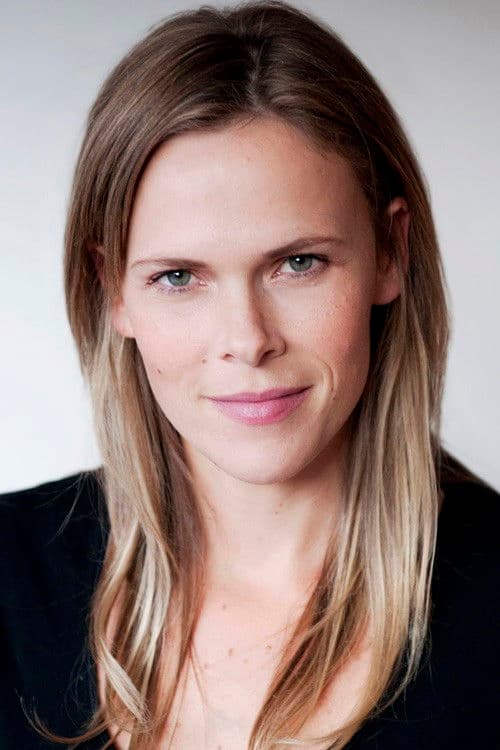 Sylvie de Crespigny profile photo