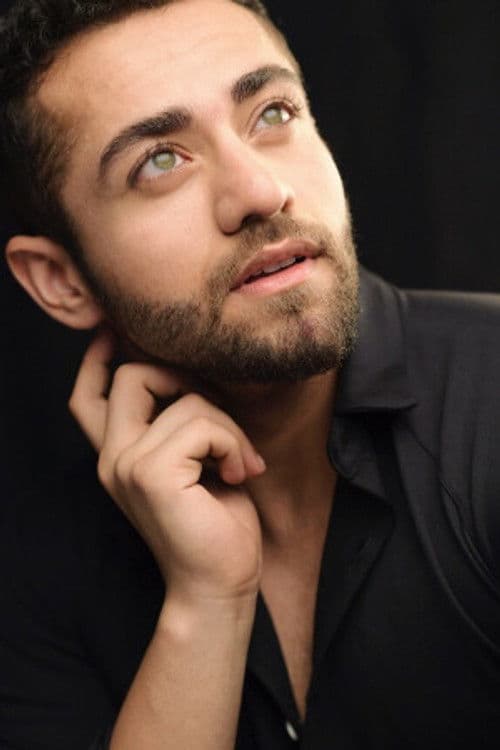 Mahir Pandhi profile photo