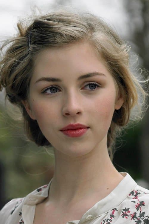 Hermione Corfield profile photo