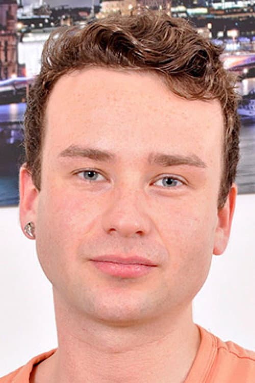 Xander Ellis profile photo