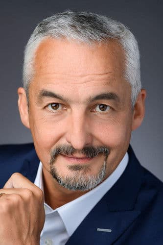 Gilles Legardinier profile photo