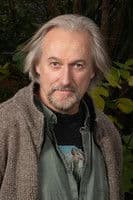 Julian Harries profile photo