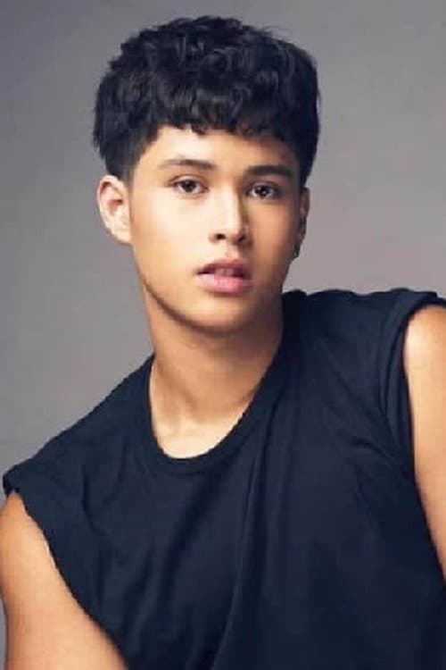 Kyle Echarri profile photo