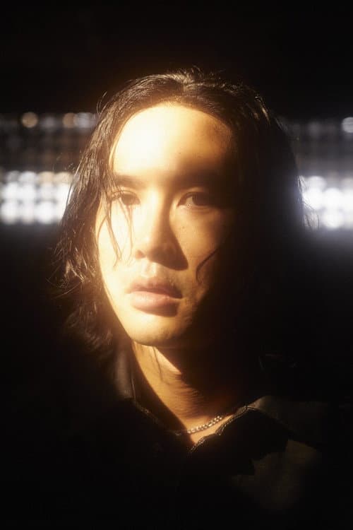 Korakrit Arunanondchai profile photo