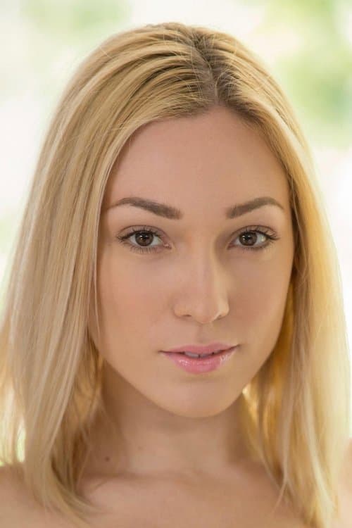 Lily LaBeau profile photo