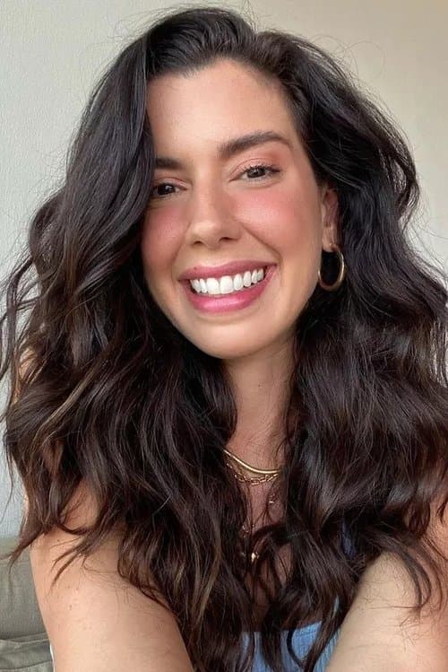 Camila Coutinho profile photo