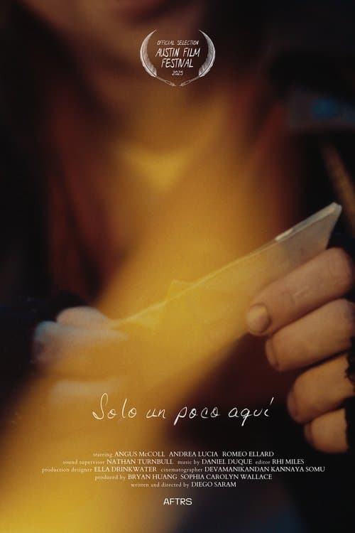 Solo un poco aquí poster