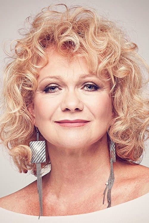 Juli Básti profile photo