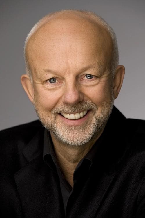 Christopher Gaze profile photo