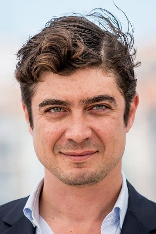 Riccardo Scamarcio profile photo
