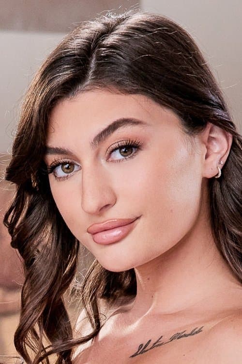 Mae Milano profile photo