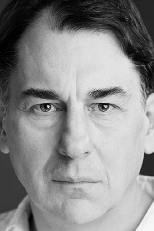 Simon Coury profile photo