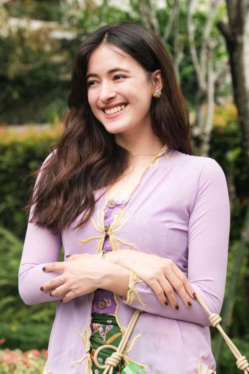 Mawar Eva De Jongh profile photo