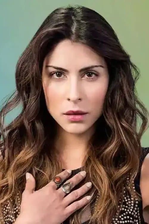 María León profile photo