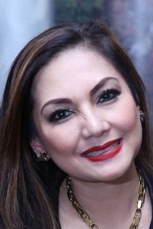 Nia Daniati profile photo