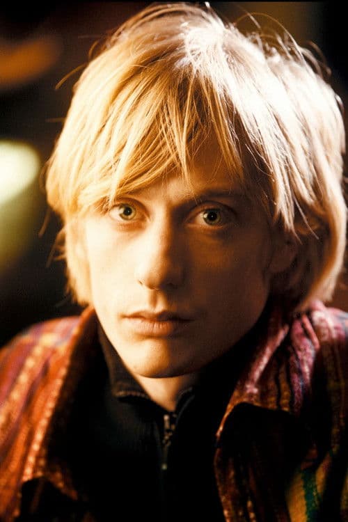 Crispian Mills profile photo