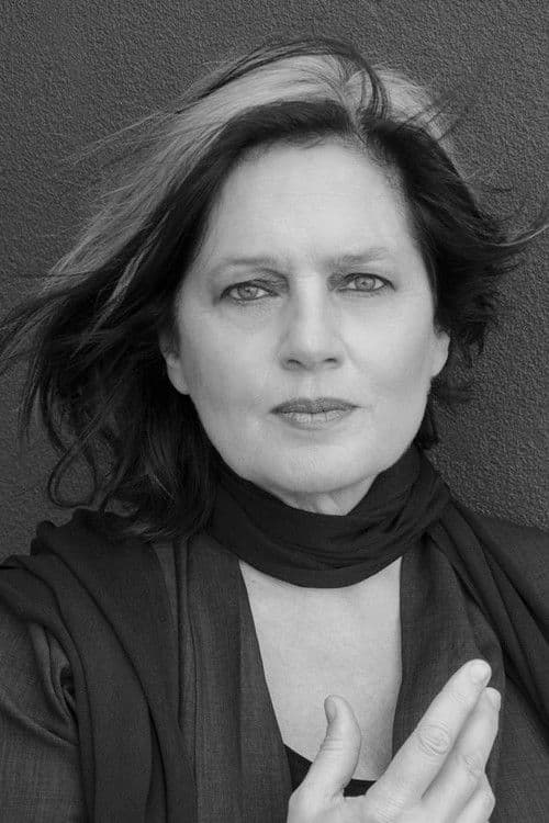 Julie McInnes profile photo