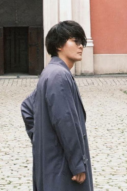 Centimillimental profile photo