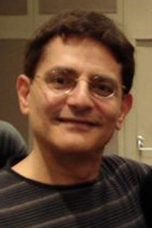 Ralph Macchio profile photo