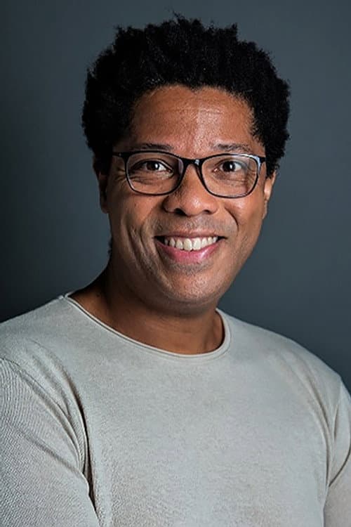 Elísio Lopes Jr. profile photo