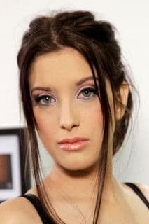 Amanda Bellucci profile photo