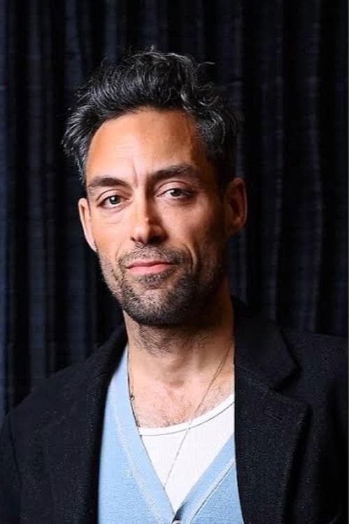 Alex Hassell profile photo