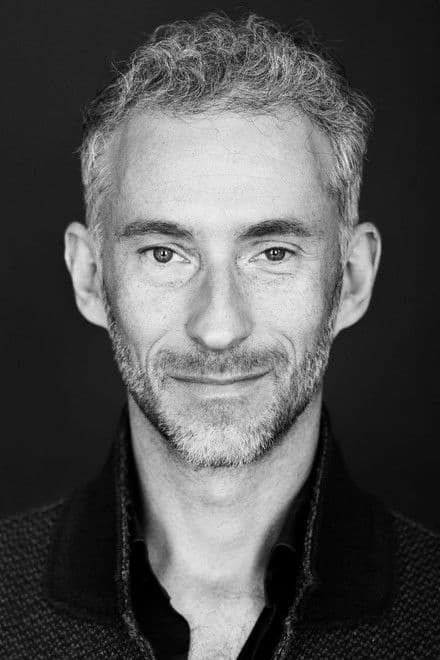 Axel Sichrovsky profile photo