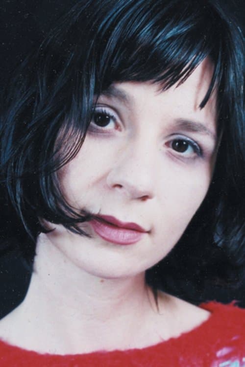 Eszter Balint profile photo