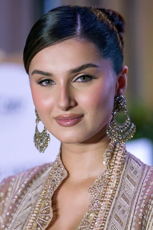 Tara Sutaria profile photo