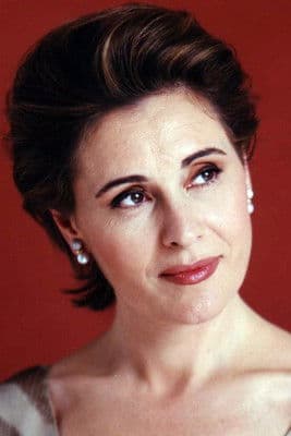 María Bayo profile photo