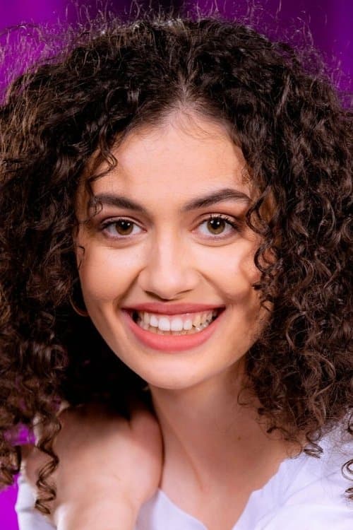 Julia Novohradsky profile photo