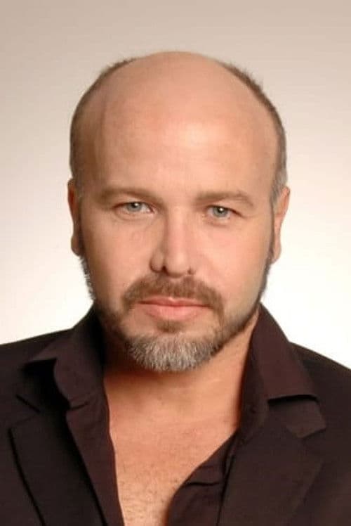 Adolfo Cubas profile photo