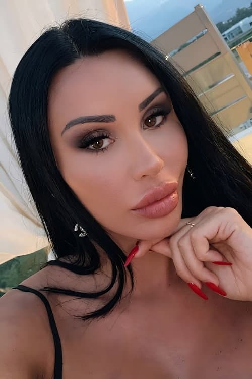 Kimber Lee profile photo
