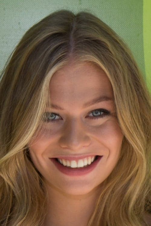 Zoë Straub profile photo