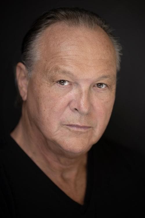 Joey Plewa profile photo