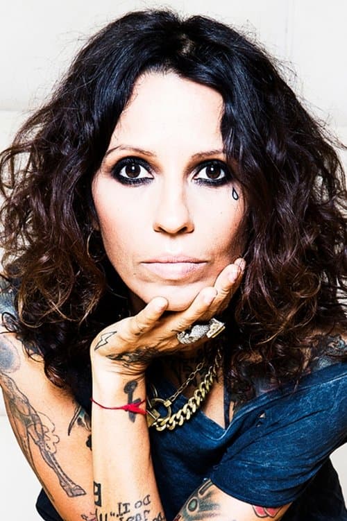 Linda Perry profile photo