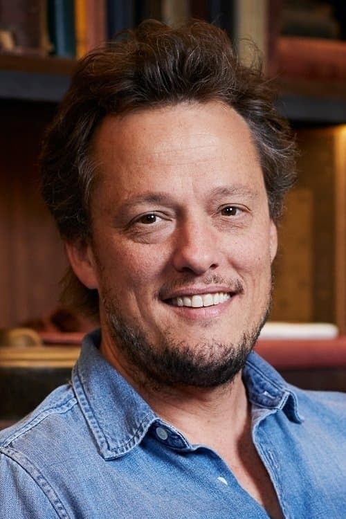 Nathan Barr profile photo