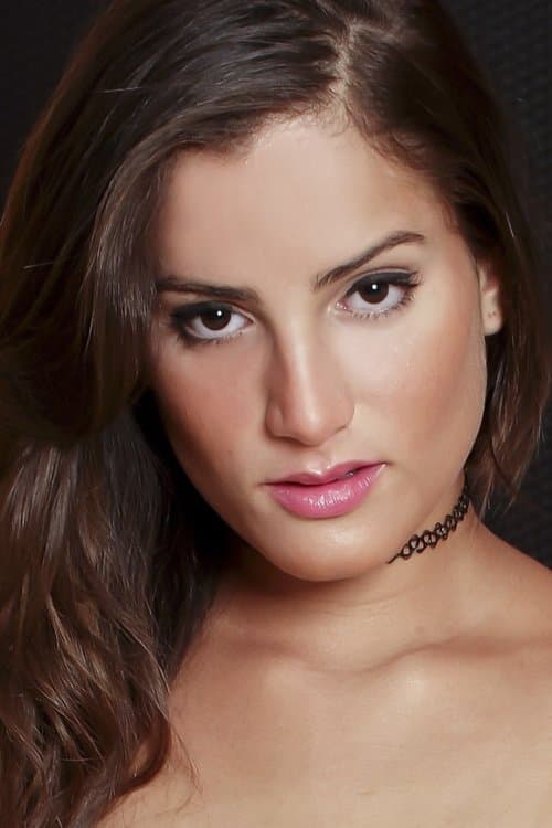 Chichi Medina profile photo