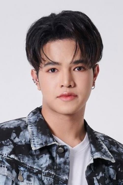 Natheephat Nopjaroenpong profile photo