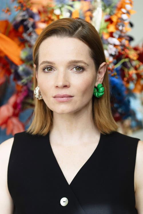 Karoline Herfurth profile photo