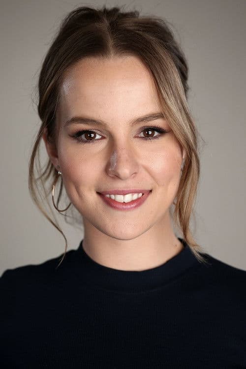 Bridgit Mendler profile photo