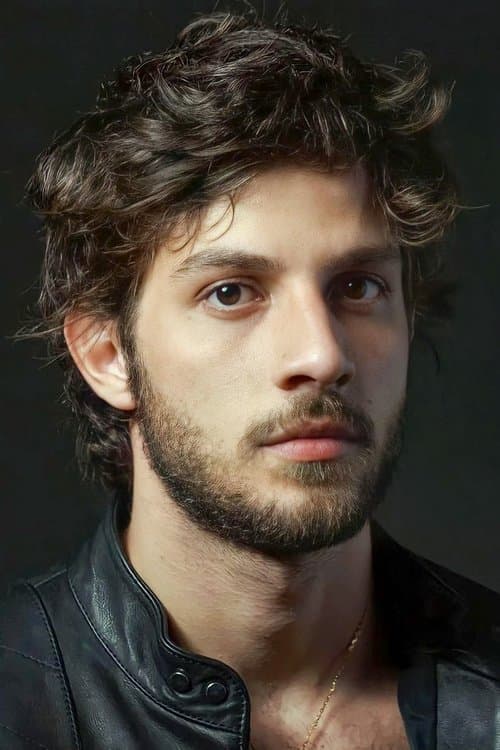 Chay Suede profile photo