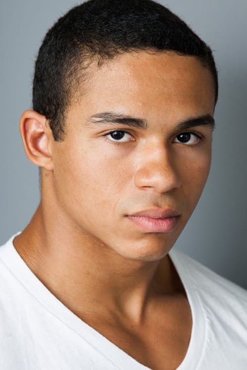 Noah Gray-Cabey profile photo