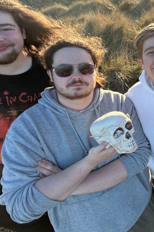 Mackenzie Neil profile photo