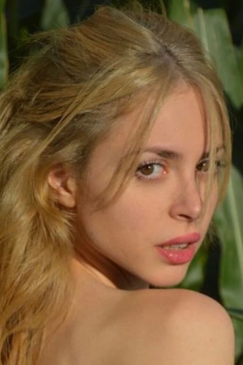 Ava Azadeh profile photo