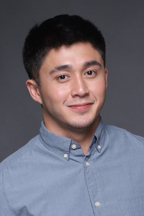 Arron Villaflor profile photo